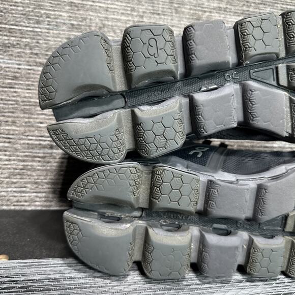 ON Cloud Cloudace Trainer Running Shoes Comfort Black Graphite/Olive Women's 10 - Picture 13 of 16